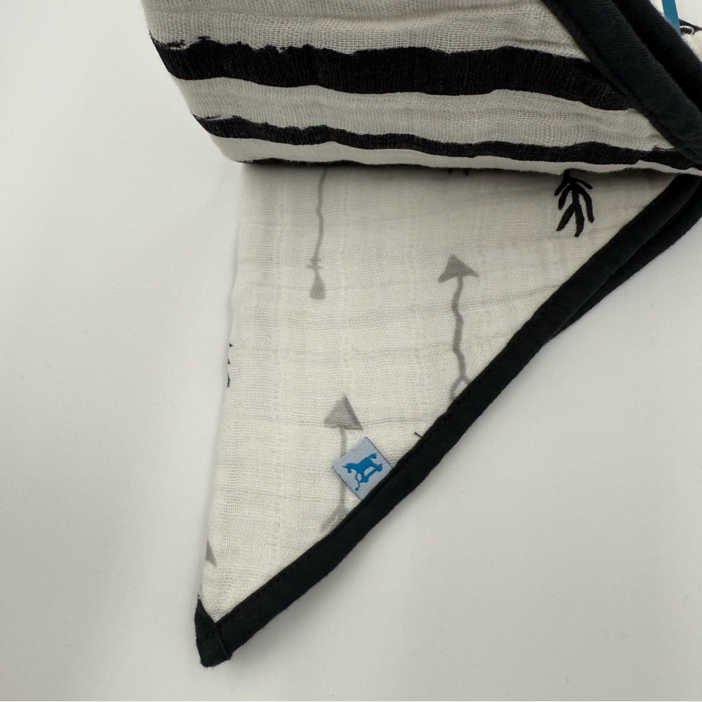 little unicorn Set of 2 cotton muslin bandana baby bib black & white infant - 3T - Picture 7 of 7